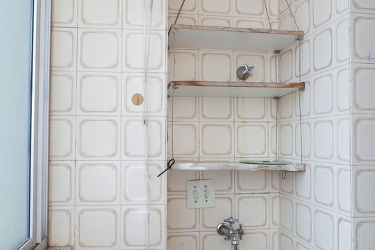 Área de serviço de apartamento para alugar com 1 quarto, 52m² em Cruzeiro, Belo Horizonte