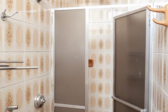 Banheiro da suíte 1 de apartamento para alugar com 1 quarto, 52m² em Cruzeiro, Belo Horizonte