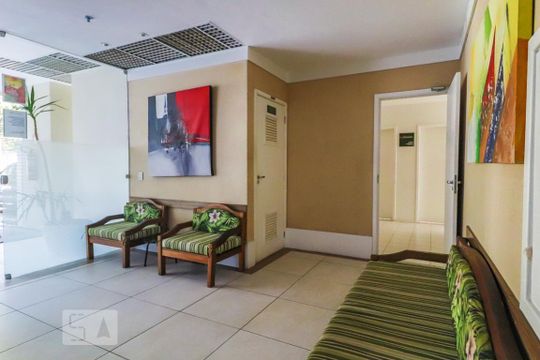 Hall de apartamento à venda com 2 quartos, 72m² em Jacarepaguá, Rio de Janeiro