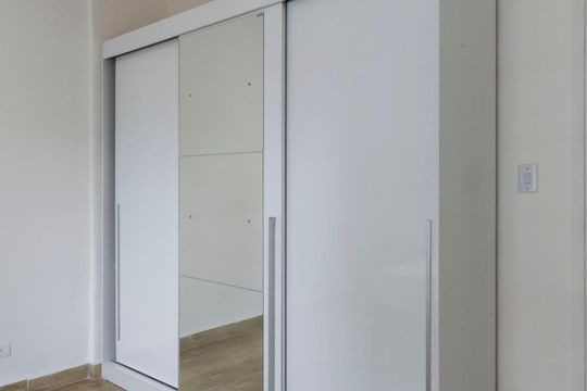 Quarto 2 (Armários) de apartamento à venda com 3 quartos, 119m² em Vila Mariana, São Paulo