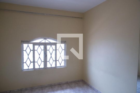 Quarto 1 de casa para alugar com 4 quartos, 105m² em Samambaia Norte (samambaia), Brasília