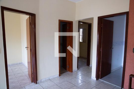 Sala de casa para alugar com 4 quartos, 105m² em Samambaia Norte (samambaia), Brasília