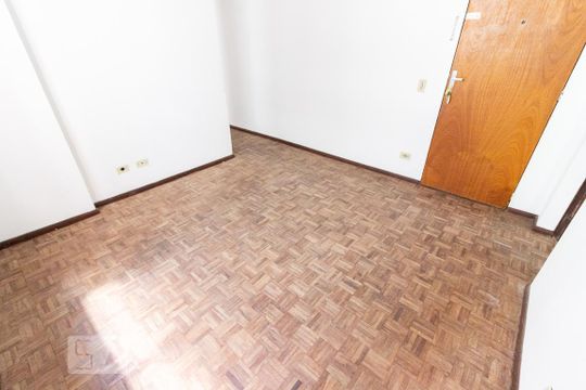 Sala de apartamento para alugar com 1 quarto, 33m² em Rebouças, Curitiba