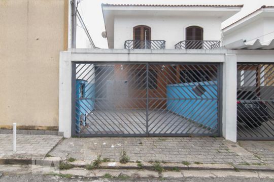 Fachada de casa à venda com 3 quartos, 130m² em Vila Mariza Mazzei, São Paulo