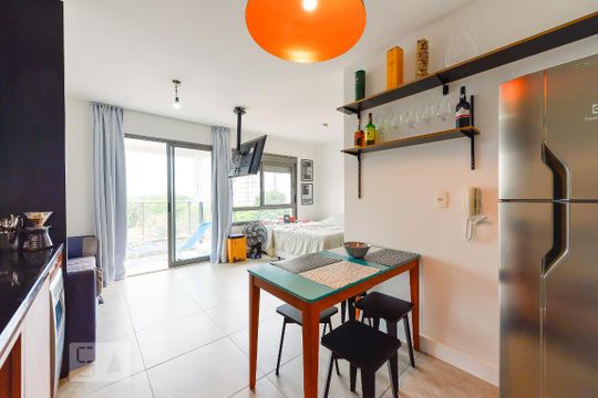 Studio de kitnet/studio para alugar com 1 quarto, 34m² em Vila Madalena, São Paulo