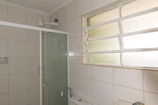 Banheiro de apartamento à venda com 2 quartos, 65m² em Pinheiros, São Paulo