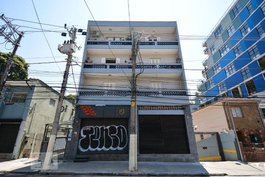 Fachada de apartamento à venda com 2 quartos, 65m² em Pinheiros, São Paulo