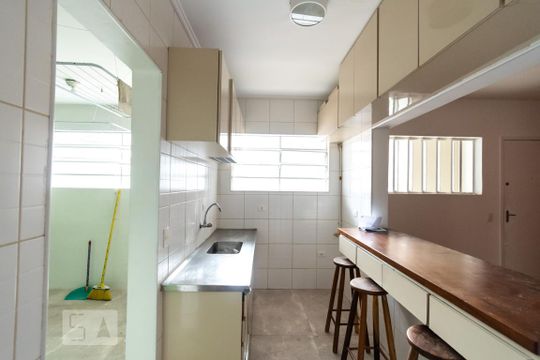 Cozinha de apartamento à venda com 2 quartos, 65m² em Pinheiros, São Paulo