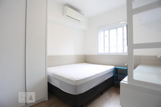 Suíte de apartamento para alugar com 1 quarto, 47m² em Centro, São Paulo