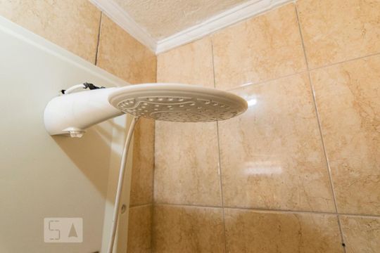 Chuveiro de apartamento à venda com 2 quartos, 52m² em Vila Metalúrgica, Santo André