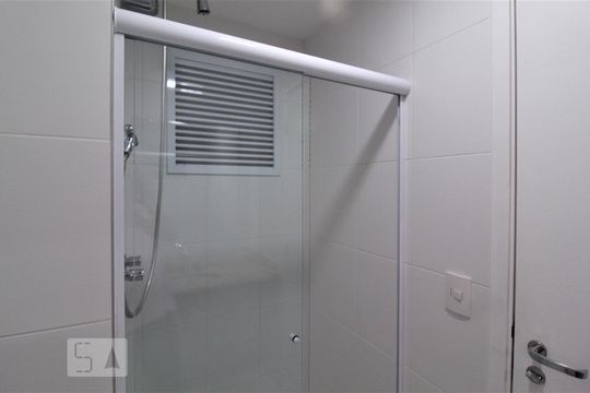 Banheiro 2 social de apartamento para alugar com 2 quartos, 70m² em Santa Paula, São Caetano do Sul