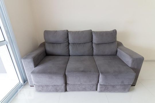 Sala - sofá de kitnet/studio para alugar com 1 quarto, 38m² em Jardim Flor da Montanha, Guarulhos