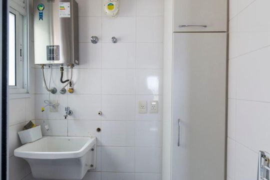 Área de Serviço de apartamento para alugar com 2 quartos, 68m² em Chácara Inglesa, São Paulo