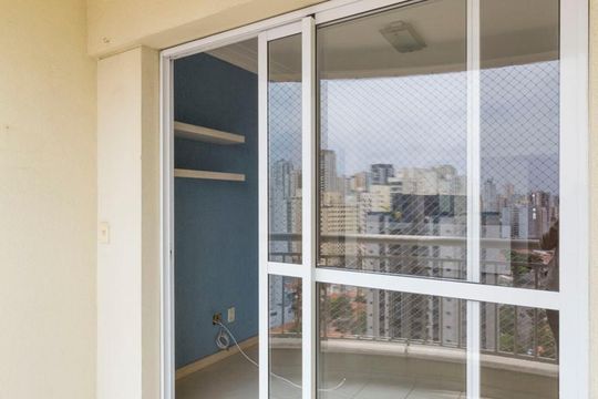 Varanda de apartamento para alugar com 2 quartos, 68m² em Chácara Inglesa, São Paulo