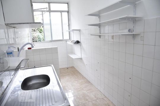 Apartamento para alugar com 2 quartos, 48m² em Jacarepaguá, Rio de Janeiro