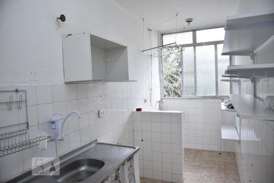 Apartamento para alugar com 2 quartos, 48m² em Jacarepaguá, Rio de Janeiro