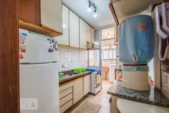 Cozinha de apartamento à venda com 3 quartos, 118m² em Jardim da Saúde, São Paulo