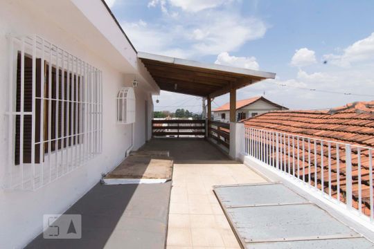 Sacada Quarto 1 de casa à venda com 3 quartos, 400m² em Vila Baruel, São Paulo