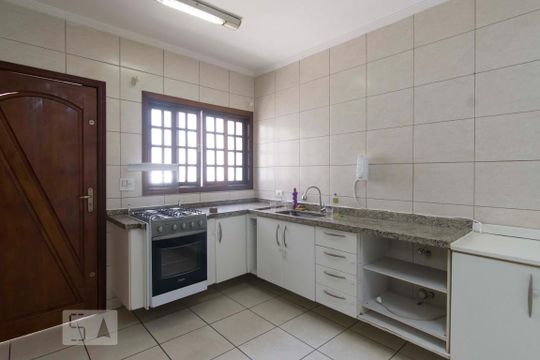 Cozinha de casa à venda com 3 quartos, 400m² em Vila Baruel, São Paulo