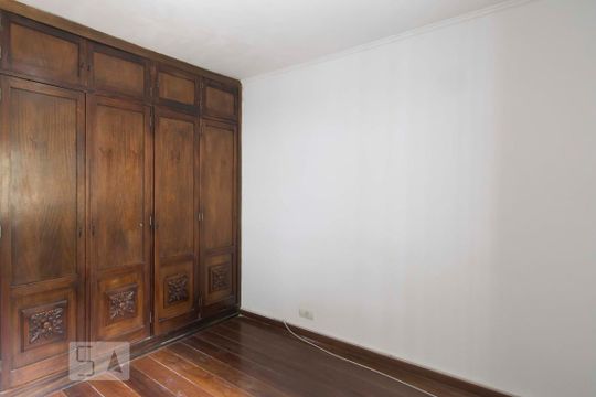 Quarto 3 de casa à venda com 3 quartos, 400m² em Vila Baruel, São Paulo