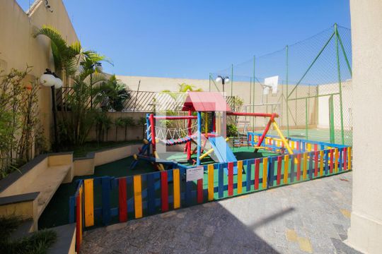 Playground de apartamento para alugar com 2 quartos, 55m² em Vila Santo Estéfano, São Paulo