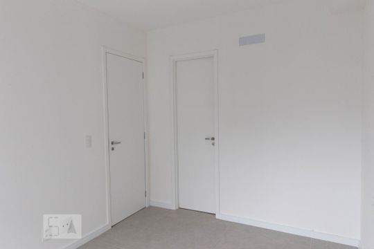 Suíte de apartamento para alugar com 1 quarto, 61m² em Jardim do Salso, Porto Alegre