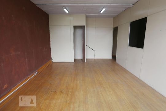 Garagem de casa à venda com 4 quartos, 174m² em Km 18, Osasco