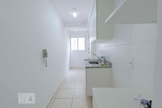 Cozinha de apartamento para alugar com 2 quartos, 55m² em São Cristóvão, Rio de Janeiro