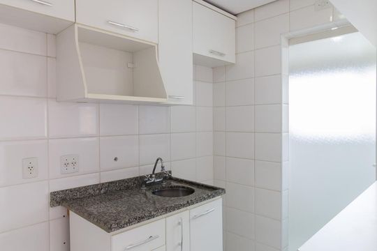 Cozinha de apartamento para alugar com 2 quartos, 70m² em Vila Gomes Cardim, São Paulo