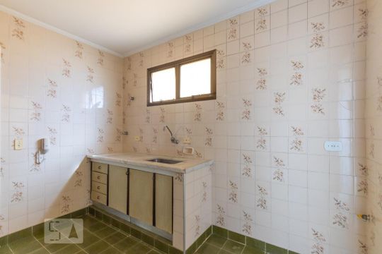 Cozinha de apartamento à venda com 1 quarto, 70m² em Botafogo, Campinas