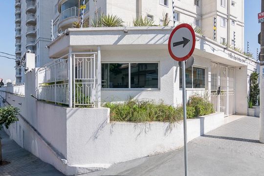 Fachada de apartamento à venda com 3 quartos, 85m² em Vila Valparaíso, Santo André