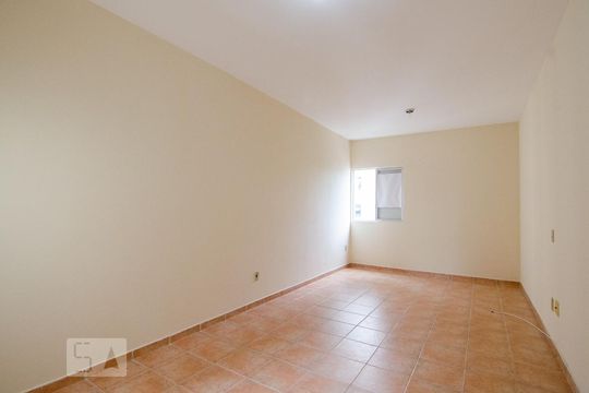 Sala/quarto de kitnet/studio para alugar com 1 quarto, 47m² em Centro, Campinas