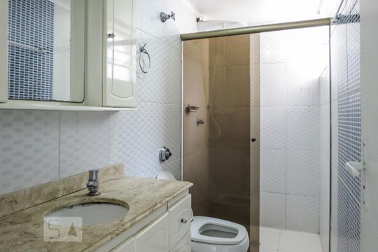 Banheiro de apartamento para alugar com 2 quartos, 61m² em Cidade São Francisco, São Paulo