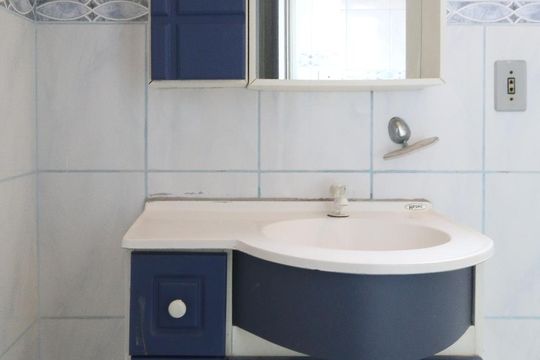 Banheiro de casa à venda com 2 quartos, 68m² em Vila Constança, São Paulo