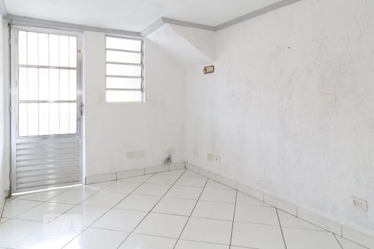 Casa à venda com 2 quartos, 68m² em Vila Constança, São Paulo