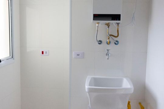 area serviço de apartamento à venda com 2 quartos, 57m² em Vila Ede, São Paulo