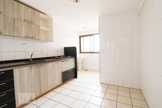 Cozinha de apartamento à venda com 3 quartos, 92m² em Setor Bueno, Goiânia