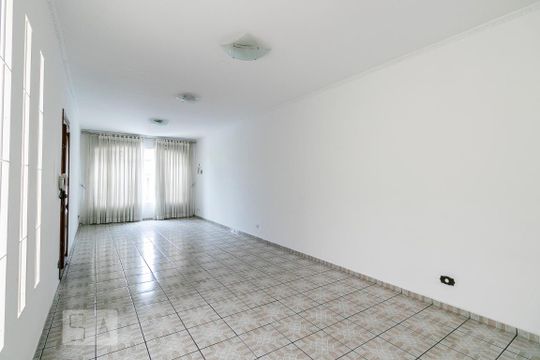 Sala de casa à venda com 3 quartos, 200m² em Chácara Mafalda, São Paulo
