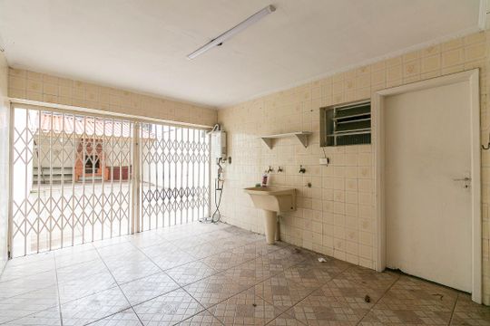 Área de Serviço de casa à venda com 3 quartos, 200m² em Chácara Mafalda, São Paulo