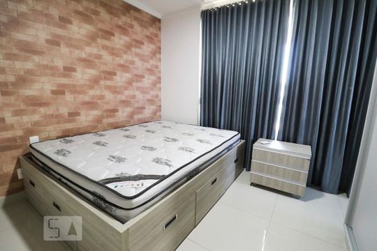 Quarto Suíte 1 de apartamento à venda com 2 quartos, 75m² em Setor Bueno, Goiânia
