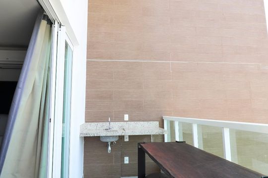 Varanda de apartamento à venda com 2 quartos, 75m² em Setor Bueno, Goiânia