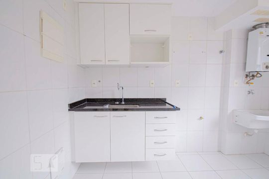 Cozinha de apartamento para alugar com 1 quarto, 50m² em Vila Isabel, Rio de Janeiro