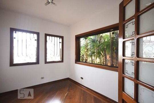 Escritório 1 de casa à venda com 4 quartos, 350m² em Lar São Paulo, São Paulo
