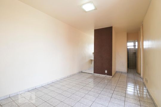 Sala de apartamento para alugar com 2 quartos, 60m² em Parque Amazônia, Goiânia