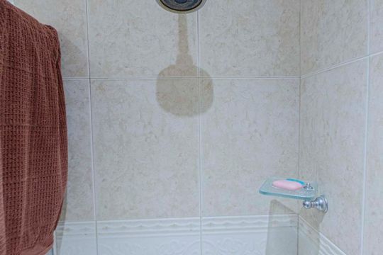 Banheiro de apartamento à venda com 3 quartos, 121m² em Grajau, Rio de Janeiro
