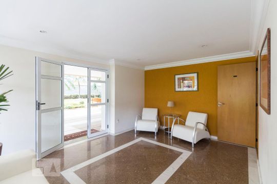 Hall social de apartamento à venda com 3 quartos, 90m² em Saúde, São Paulo