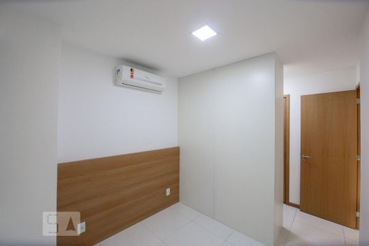 Apartamento para alugar com 1 quarto, 75m² em Recreio dos Bandeirantes, Rio de Janeiro