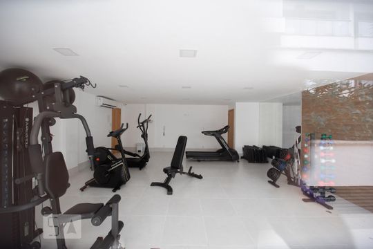 Apartamento para alugar com 1 quarto, 75m² em Recreio dos Bandeirantes, Rio de Janeiro