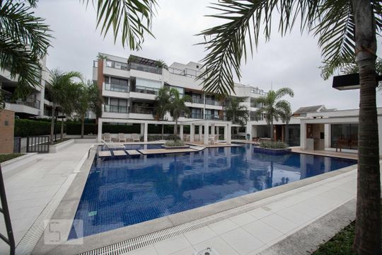 Apartamento para alugar com 1 quarto, 75m² em Recreio dos Bandeirantes, Rio de Janeiro