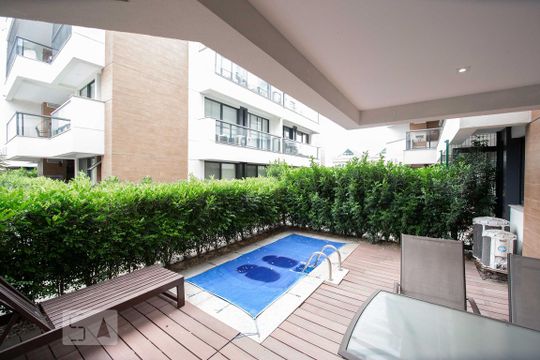 Apartamento para alugar com 1 quarto, 75m² em Recreio dos Bandeirantes, Rio de Janeiro